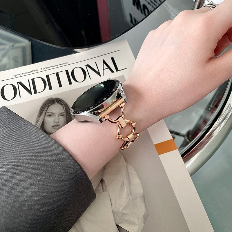 No more basic vibes. Step up your babe game with our premium Babe Bands to elevate your style.   Upgrade your Samsung Galaxy Watch with our Premium O-Chain Stainless Steel Galaxy Samsung Watch Band.  Indulge in the luxury look and feel of our Samsung Galaxy Watch band, crafted from high-quality stainless steel in an elegant chunky o-chain style. 